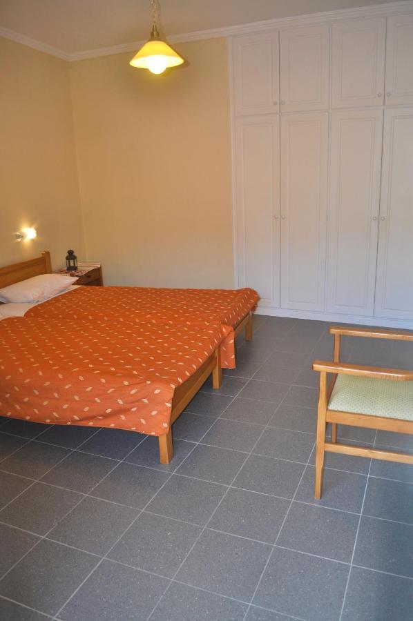 Yannis - On Agios Gordios In Corfu Appartement *